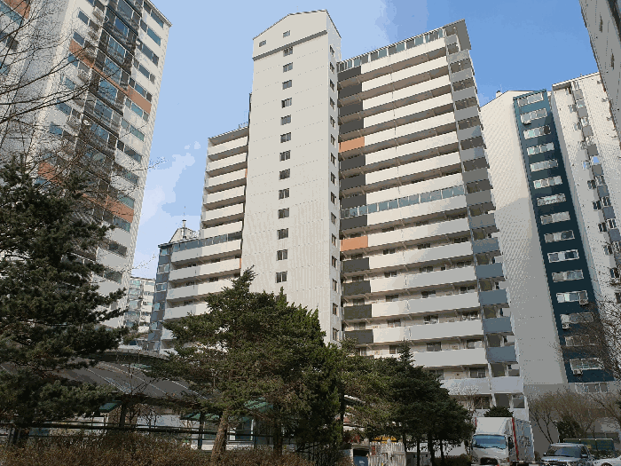 본건 건물 전경