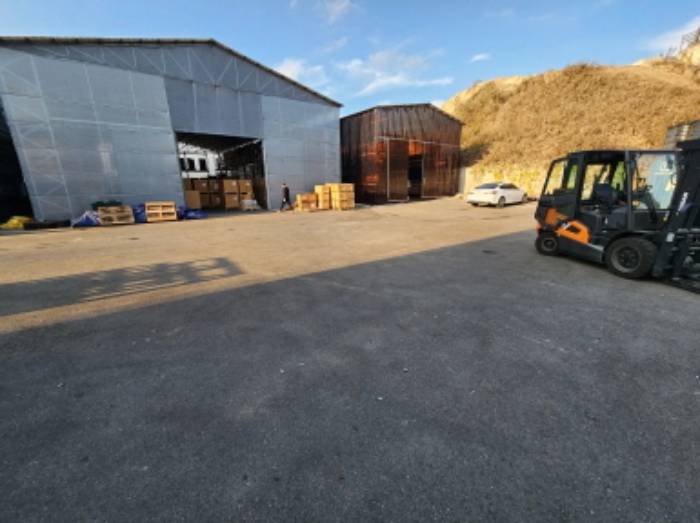 목록 5. 제시외 건물(2동)