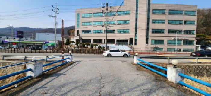 목록 부동산 진입로 전경