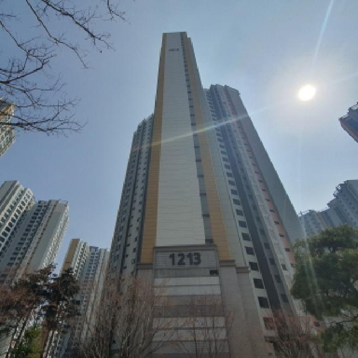 제시목록 물건이 위치한 1213동 측면 전경 