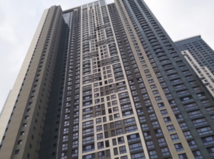 * 본건 목적물 소재 동 전경