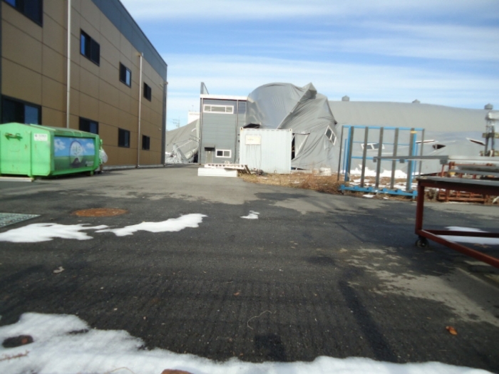 (ㄱ) 마당포장, 컨테이너 상황