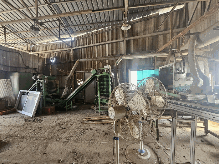 일련번호(9) 내부 근경