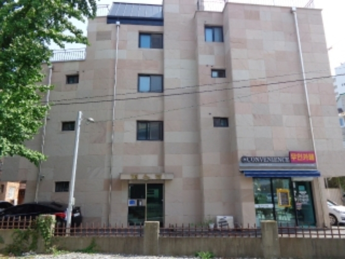 [목록 1, 2] 서쪽에서 바라본 전경