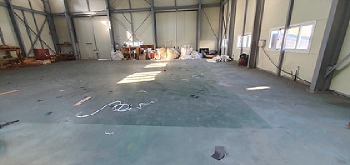 기호 4 제시 건물 공장 내부