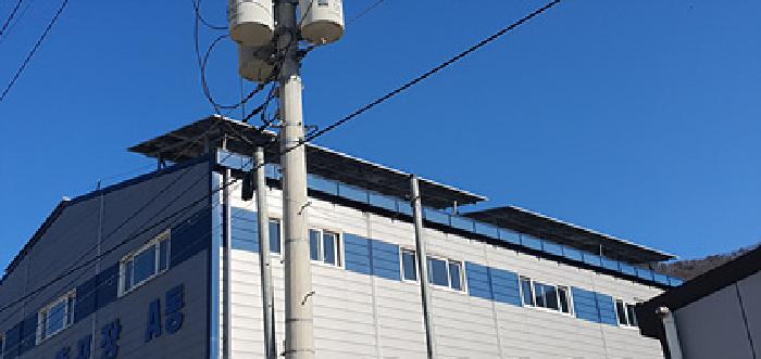 기호3 제시 건물 지붕위 태양광시설(임차인의 소유)