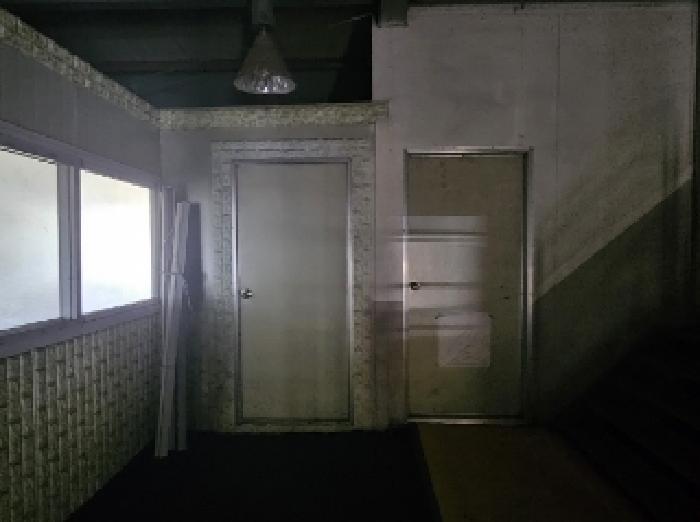 목록 3번 목적건물 2층에 제시외 건물(창고)