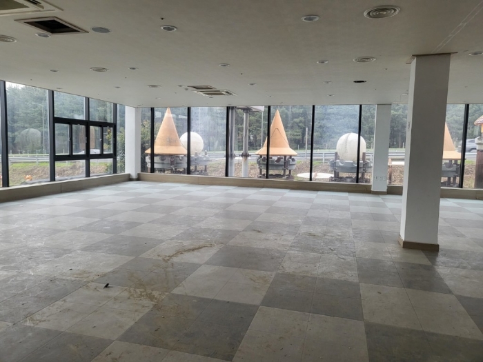 기호 6) 내부전경