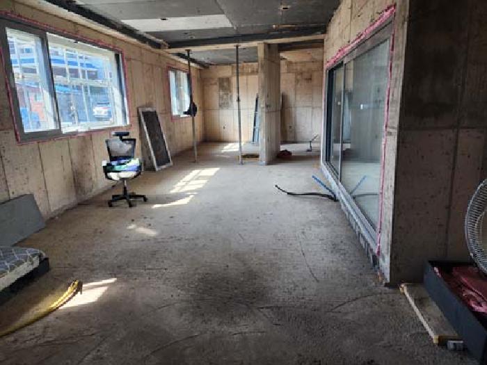 소재지2(고내리 929-1)제시건물 1층 내부 사진