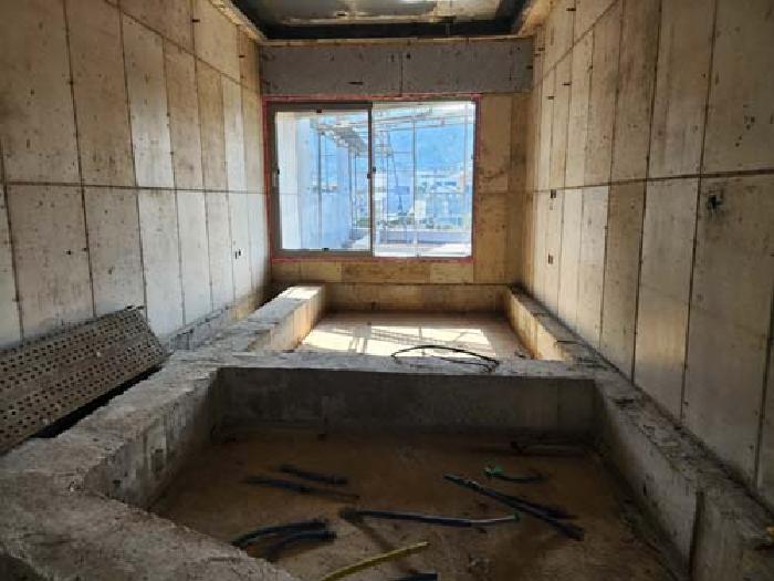 소재지2(고내리 929-1)제시건물 2층 내부 사진