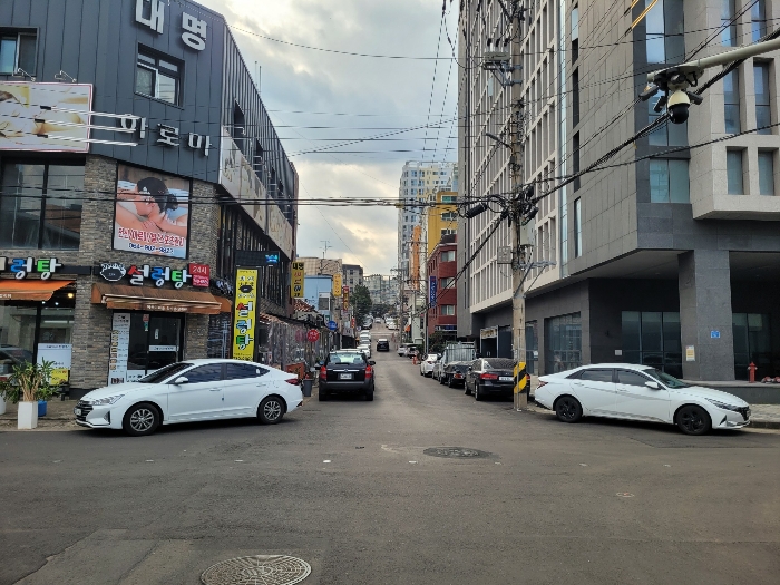 접면도로 및 주위환경