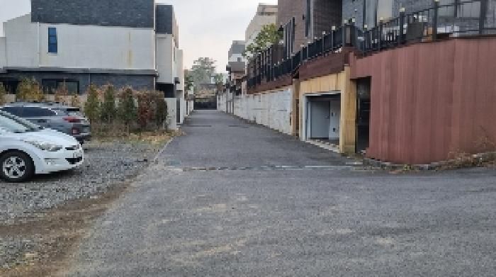 소재지1(신촌리 283) 전경2