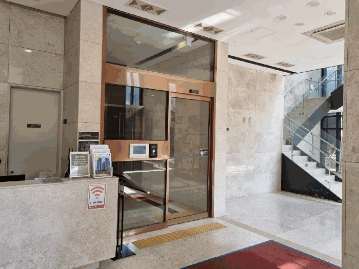 본건 건물 1층 내부