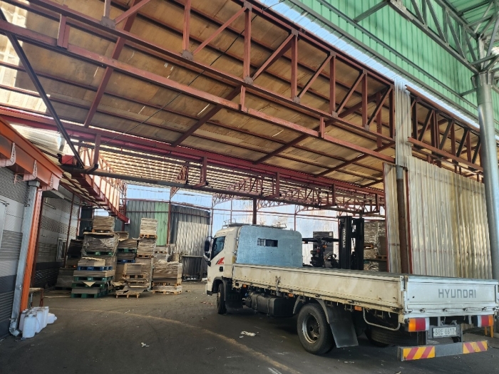 [ 제시외 건물 (ㅁ),(ㅂ) ]