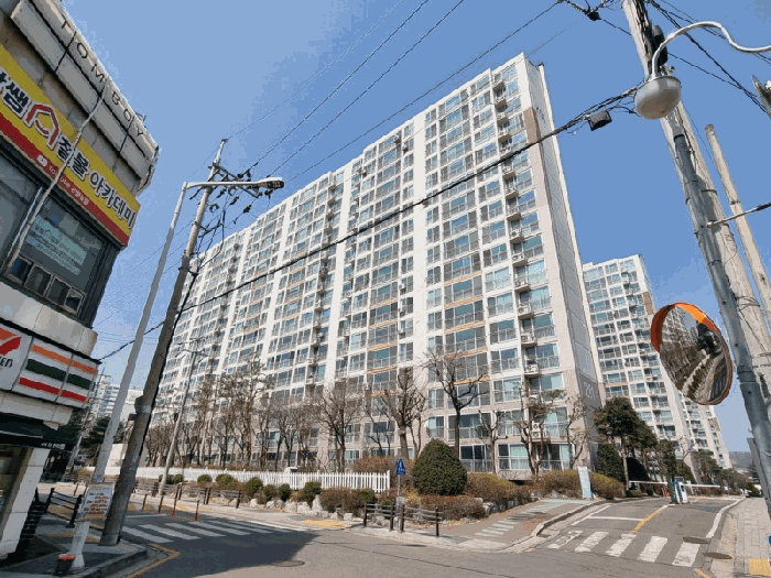 본건전경(남동측에서 촬영)