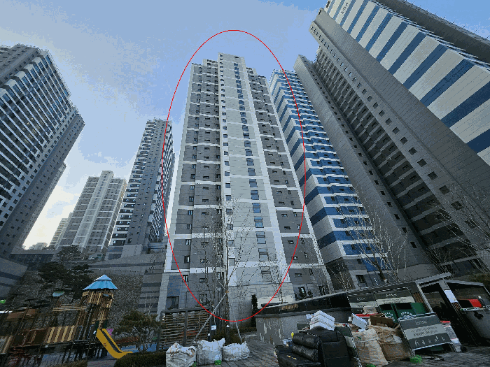 본건 아파트 전경