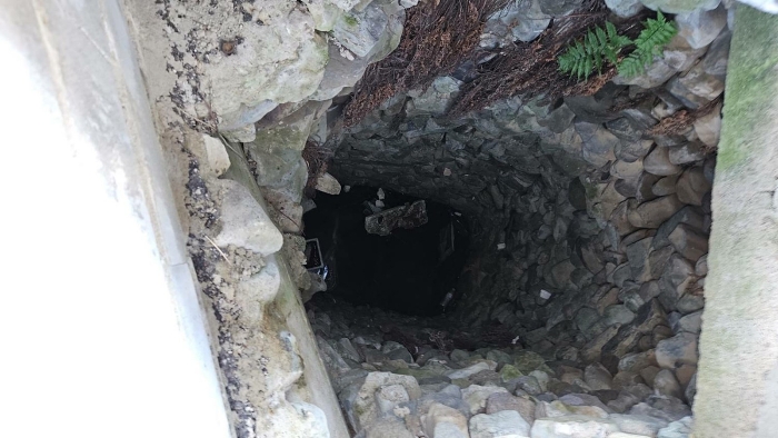 제시외건물㉤ 우물(내부)