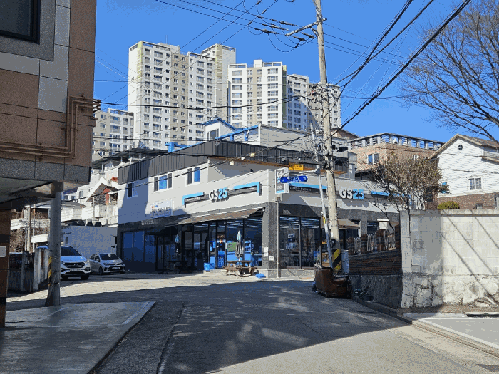 본건 전경
(남동측에서 촬영)