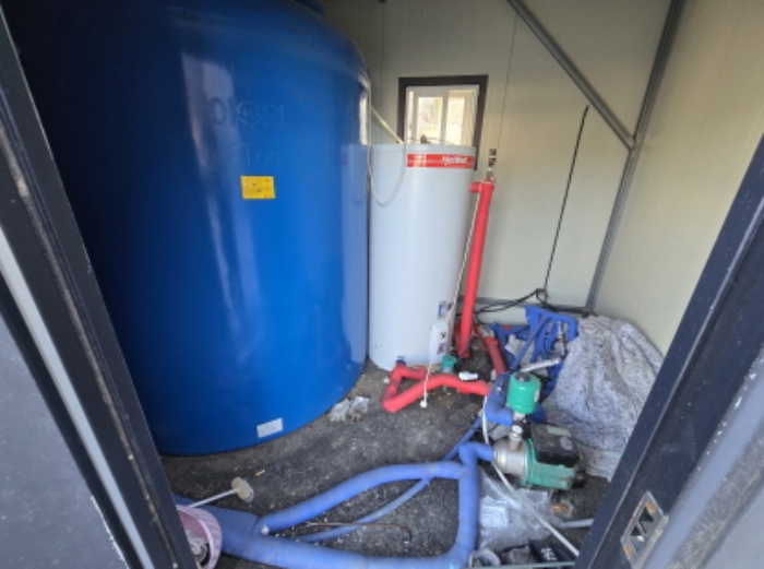 제시 외 건물 지하수 보관시설 내부 전경