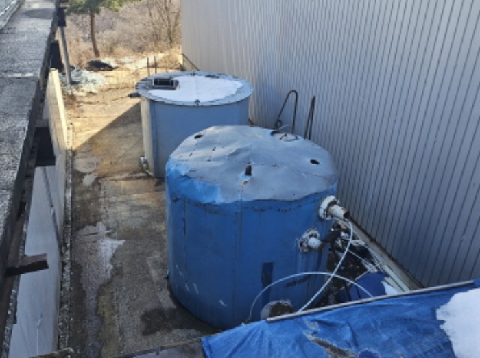 이설 가능한 물탱크 전경