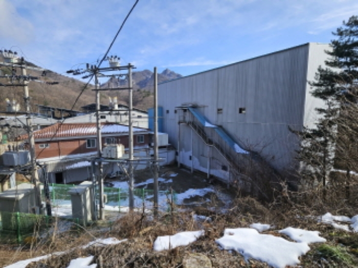 제시된 건물 버섯재배사 전경