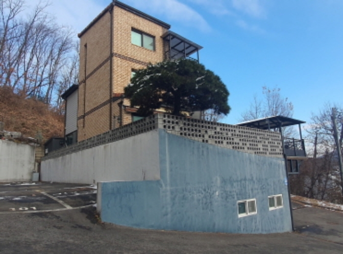 현장사진(토지, 건물 전경)