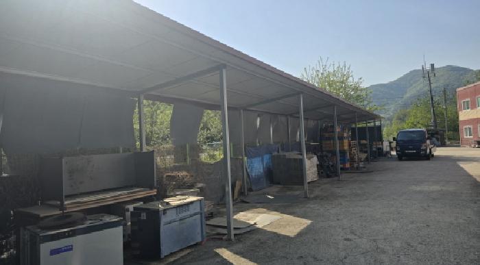 경북 칠곡군 동명면 송산리 655, 653-6,654-2.(백송로 631)지상공장의 제시외 창고의 전경