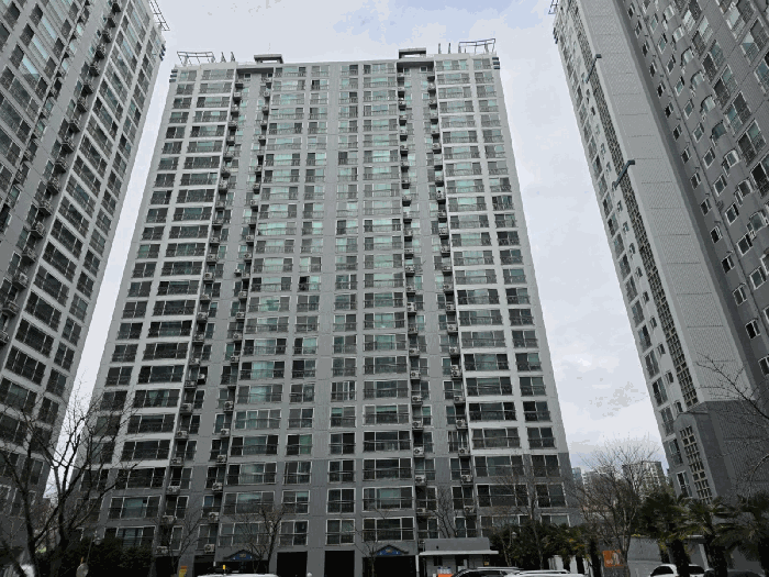 본건 외부 전경