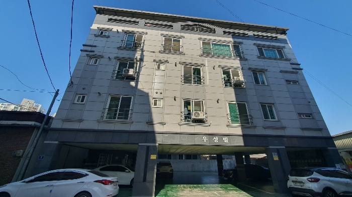 본건 기호(1) 토지  및 기호(2) 건물 전경