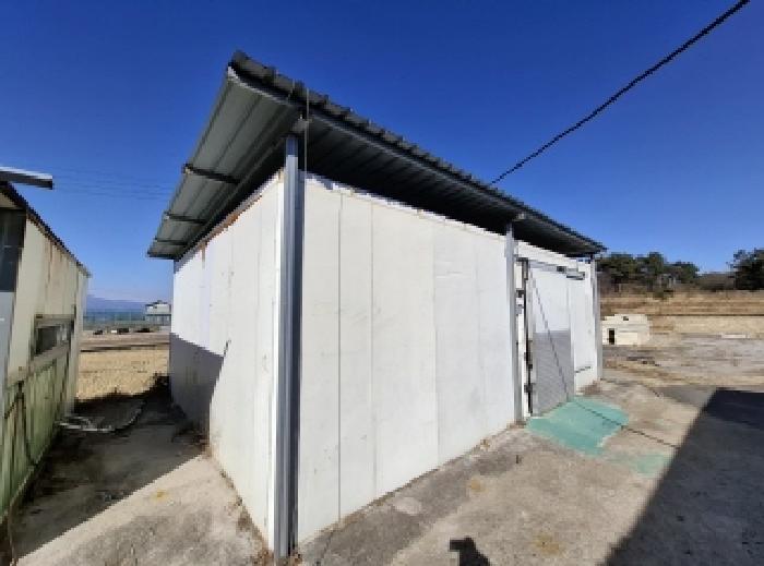 목록번호1 제시외 단층 창고.