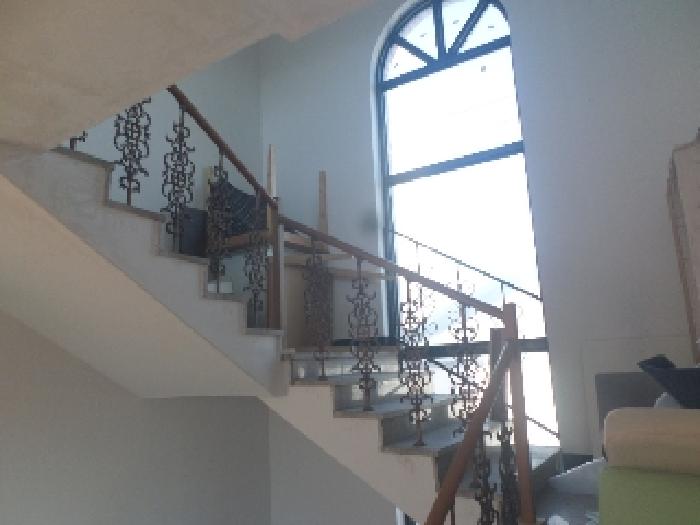 목록2. 옥탑 계단