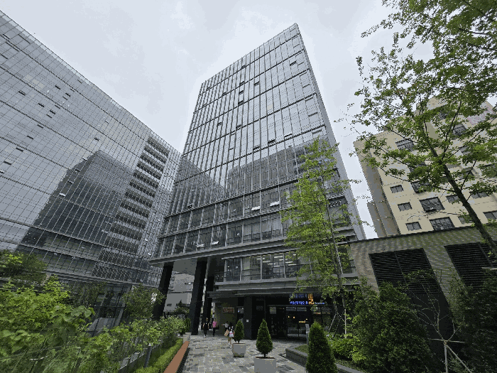 본건 건물 전경