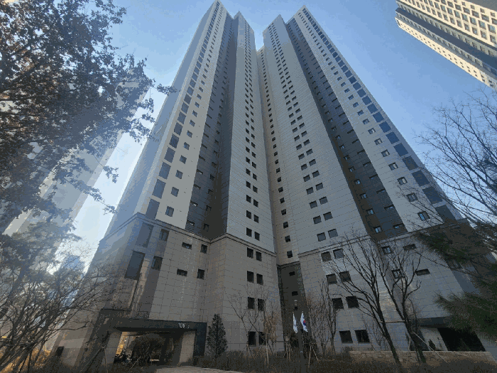 본건 집합건물 전체 전경