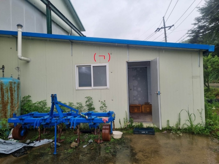 제시외 건물ㄱ)