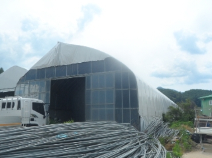 기호 1번 지상에 소재하는 것으로 보이는 제시외 대형비닐하우스