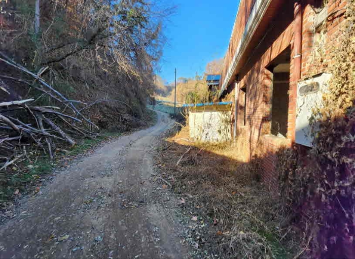 충청북도 영동군 심천면 약목리 493-1,493-6