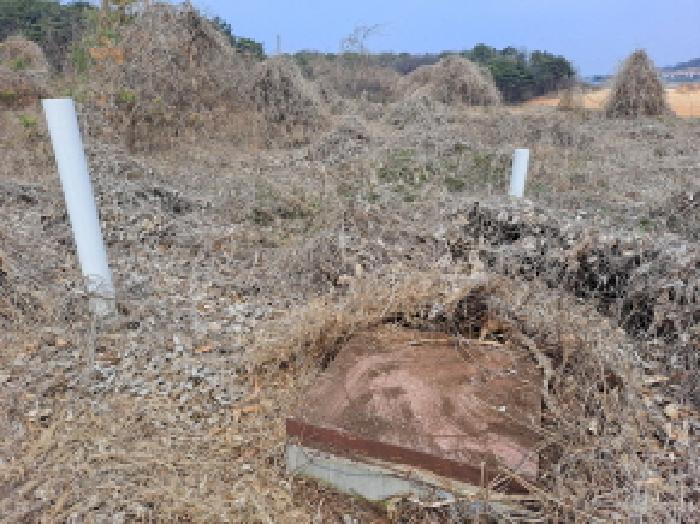 목록 11, 13, 12 경계부분 하수관로로 보이는 구조물 등