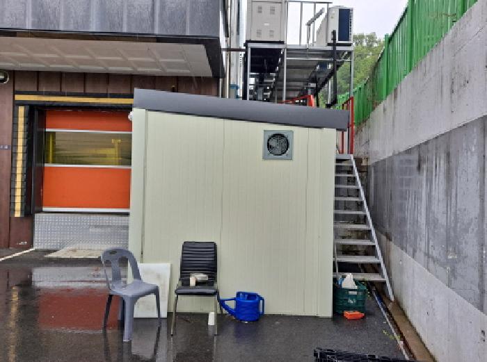 목록 5 지하1층 앞 북쪽부분 제시외 조립식 창고