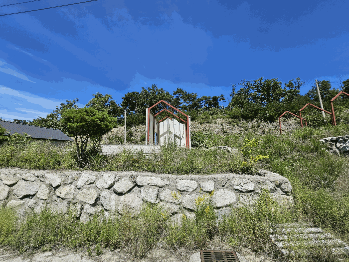 [ 일련번호 2) 지상 제시외 건물 ]