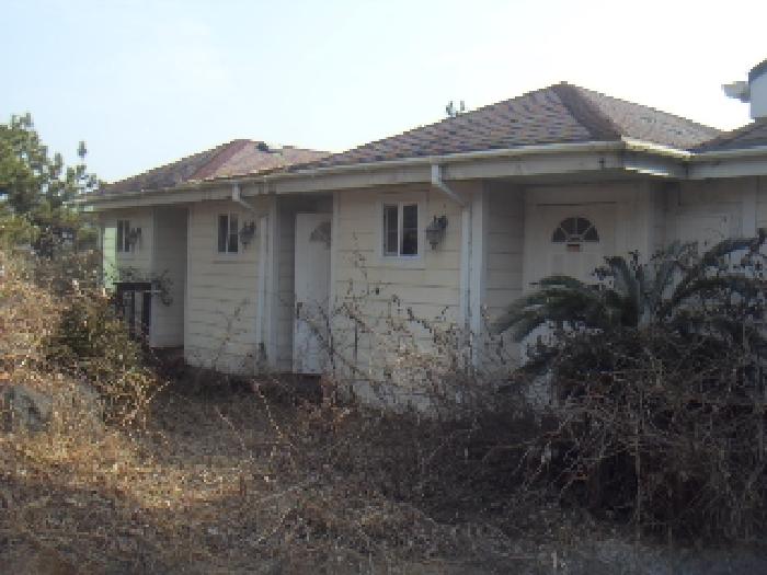 소재지3(대포동 2065) 지상 소재지4(이어도로 139, 에이동호)전경 사진