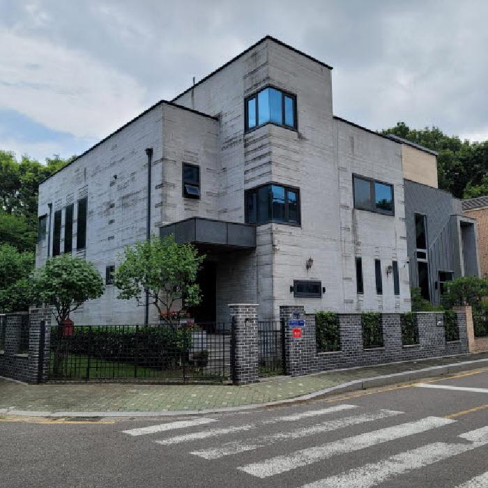 목록1 토지 및 목록2 건물 전경