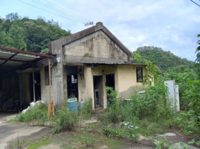 목록 23., 27. 토지 및 목록 16.관리실 및 20. 단층 산란계사 등