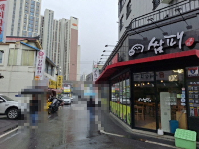 주변 도로 모습2