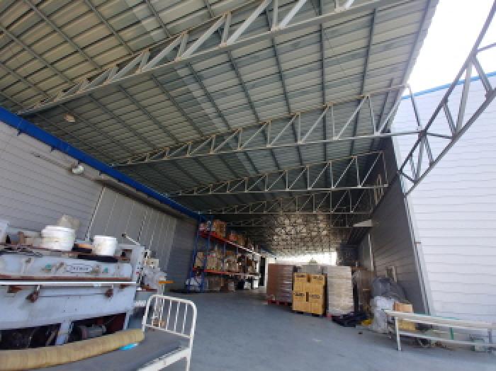 제시외 철골 등 창고 시설물 모습6