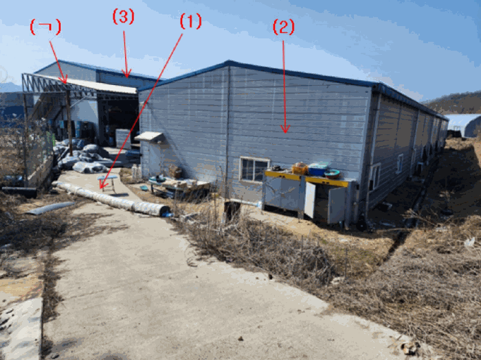 기호(1,2,3) 및 제시외(ㄱ) 전경 - 본건 동측에서 촬영