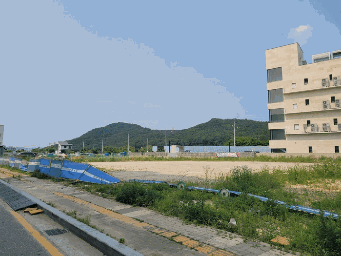 
본건 전경