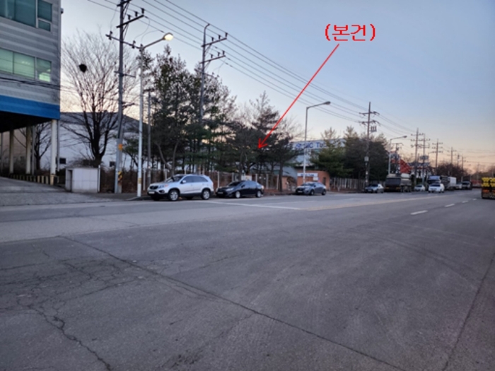 본건 주변 전경 - 본건 동측 인근에서 촬영