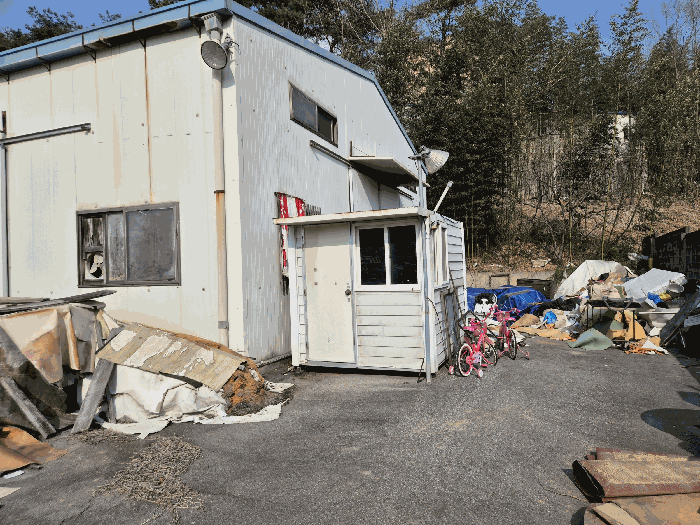 이동이 가능한 조립식 창고