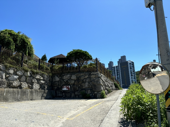 본건 토지 남측 도로