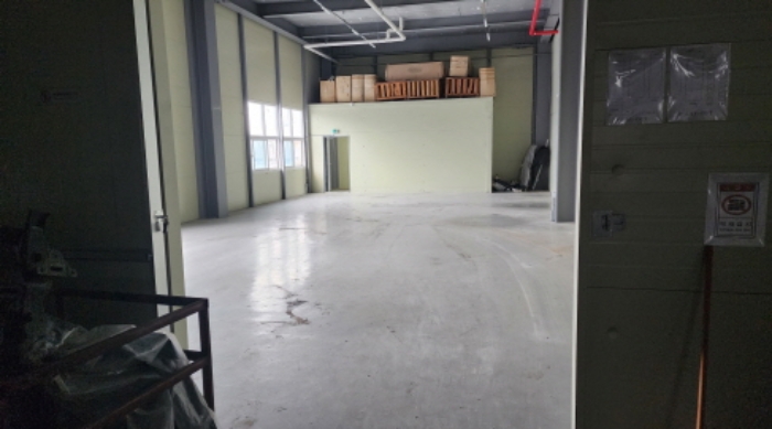 부동산의 표시 2. 작업실의 일부(2층, 3층)